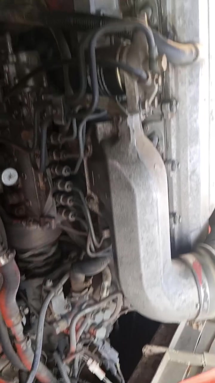 قطع غيار • اتصال