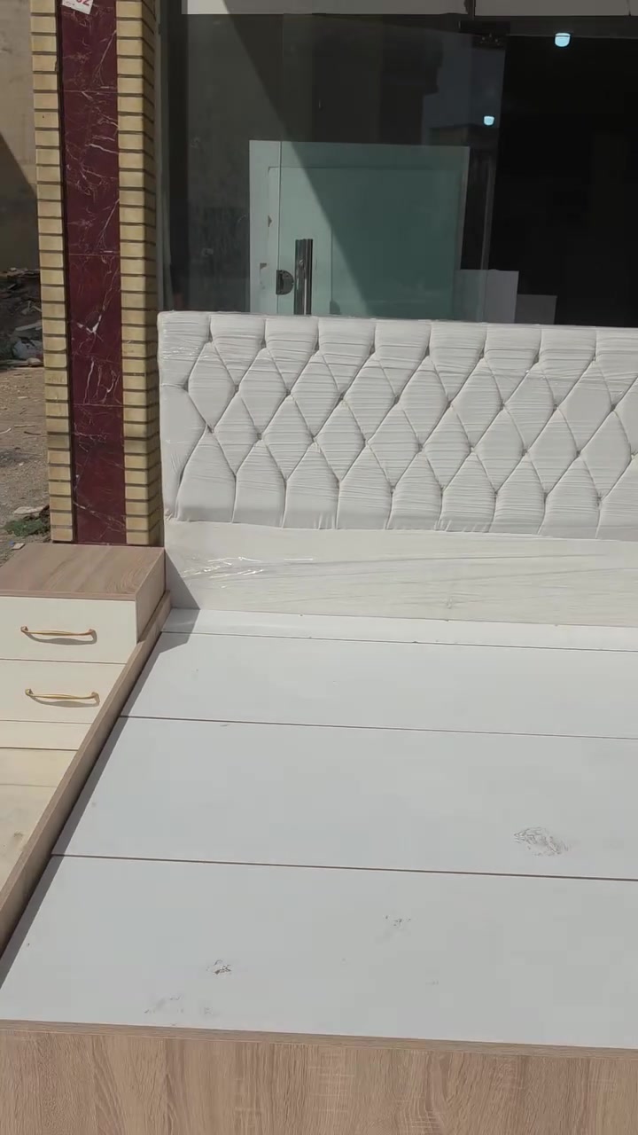 ✨ غرفة نوم كاملة من تنفيذ معمل المهندس ✨
تصميم عملي وأنيق، سرير مع خلفية مبطنة، دولاب كبير، وكوميدينات جانبية بتفاصيل مرتبة حتى تكون كل قطعة مكملة للثانية 👌🔥
شغلنا نهتم بيه من أول تفصيل لحد آخر لمسة ❤️
📍 معمل المهندس — شغل حسب الطلب وبالتصميم اللي يناسبك
#معمل_المهندس #غرف_نوم #غرفة_نوم #كاونترات #اثاث #غرف_نوم_عراقية #اربيل #ديكورات #MDF #نجارة #تصميم_وتنفيذ
