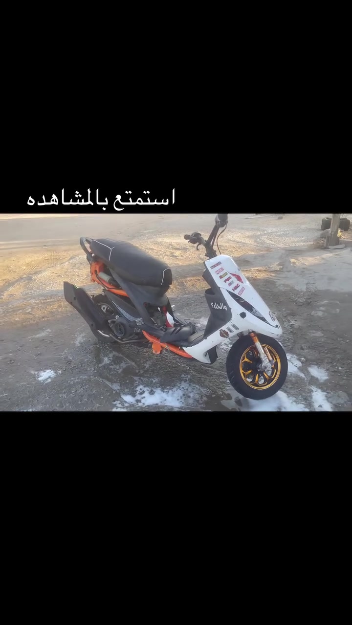 السلام عليكم دراجه ماكس لبيع مكينه مال رمبه قبل  شهر مصعدها مامفتوحه بيها صدر ويل وصالنصه وكفر رياضي جاهزه مجهزه ربع متذب عليها سعرهه٤٠٠ جماعت ال٢٥٠ و٣٠٠ لتراويني وجهك مع احترامي لجميع مكاني شارع المطار رقمي ***********#@
