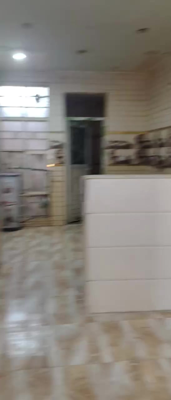 من رخصت صاحب الكروب شقه طابق ثاني للايجار 3غرف نوم وصاله وخدمات بلديات حي التراث الزراعي ضياء الحلفي *********** سعر 350
