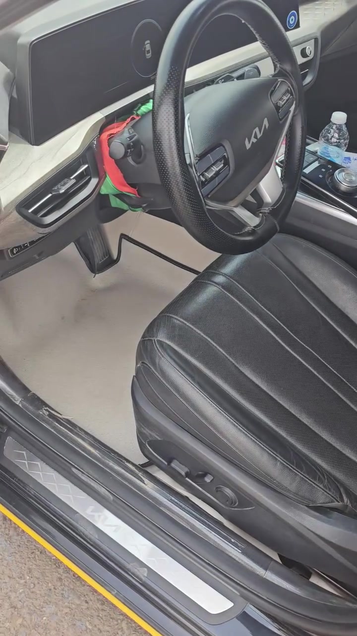 الى بيع سياره كفاله عامه ٢١٠ بيه مجال *********** رقم بابل
