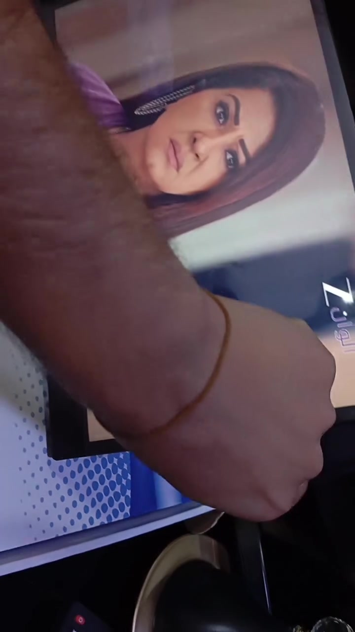 شاشه جديده لوك هاي كدامكم موجود توصيل جميع محافظات شراي اتصل على رقم سعرها 60 الف
***********
