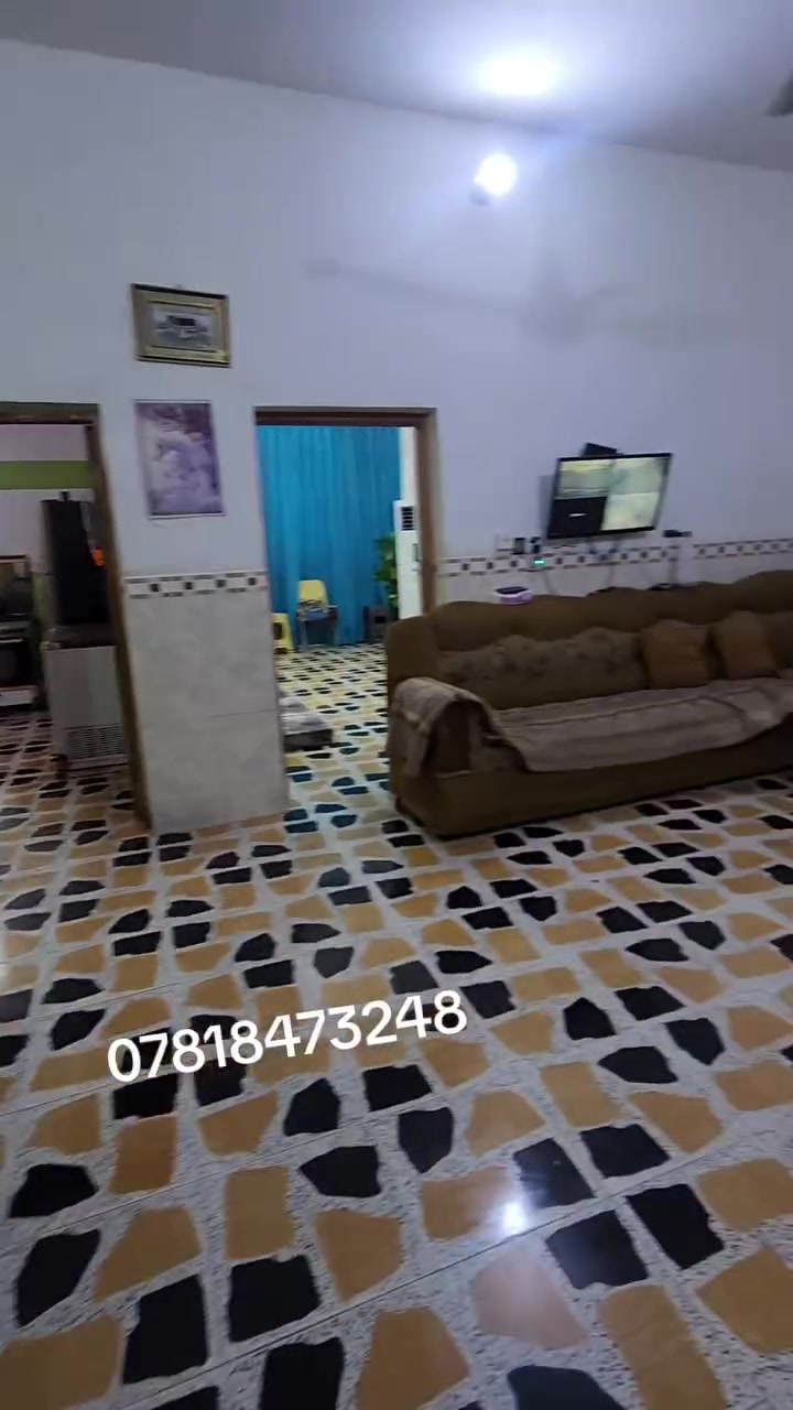 بيت للبيع طابقين في الحكم المحلي
خلف جامع العروة 
✅ مساحة 200 م
✅ طابو صرف
البناء طابق اول حجر وثاني بلوك جديد
نقص واجهية وارضية طابق ثاني 

٤ غرف نوم واستقبال ومطبخ وصالة وصحيـات داخلية وخارجية
✅ السعر ١٦٠ مليون قابل للتفاوض
للأستفسار أكثر
*********** متوفر واتس
مكتب التميز للعقار في قادسية الثانية قرب الحوراء
