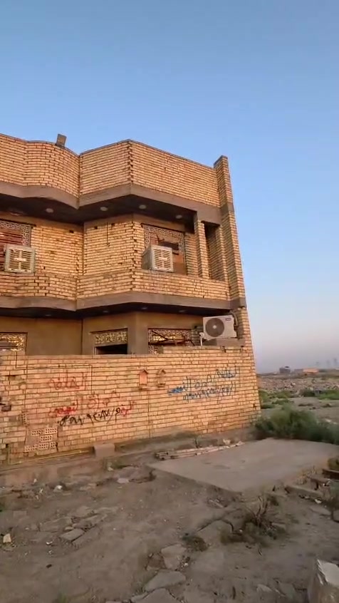السلام عليكم ورحمة

 عقارات علي الطائي @الجميع @إشارة

جبنالكم عرض جديد ومناسب جدا جدا

١٠٠ متر مربع ١٠ #١٠
السعر ١١٠ مليون وقابل لتفاوض

مقاطعه ٢ على ١٠

يحتوي الدار

٤ غرف نوم

استقبال

حمام عدد ٣

بيت شغل درجه أوله طابو صرف ثاني يوم فتح بيان

للتواصل خاص او الاتصال ع الأرقام التالية

***********
علي الطائي ويتساب

ملاحضه لا نتعامل بل أقساط

فقط نقد نقد

ولا عل مبادره

عقارات كرخ

نتعامل بمقاطعه ٢ على ١٠ و٣ على ١٠
والمالكي بيع وشراء
