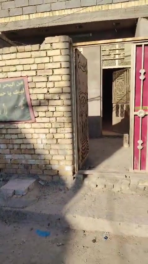 ‏المساحة 100 متر العنوان الدسيم مقابل حسينية الشخ وهاب  ‏السعر ٥٥ 
***********

