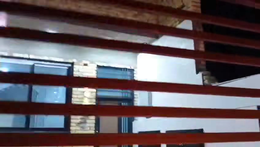 الاتصال والاستفسار اكثر
***********

***********

السلام عليكم بيت للبيع في واسط الكوت الموقع العسكري قرب شارع المشجر  مساحه 320ركن على شارع 60وعلى شارع 12مبني بيت 200متر على شارع 12ومخلي 120على 60ركن بناء جديد صار شهرين من مكمله فول على اخر حبايه بناء درجة اولى تريد بس البيت تريد البيت والقطعه
