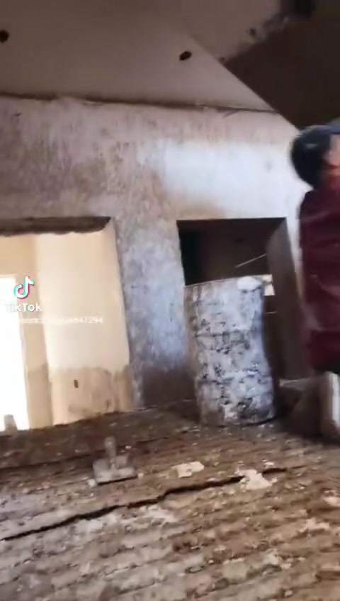 السلام عليكم  خلفه جص وبورك متفرغ حاليا شغل درجه اولى واسعار مناسبه اولاستفسار على هذا الرقم ***********
