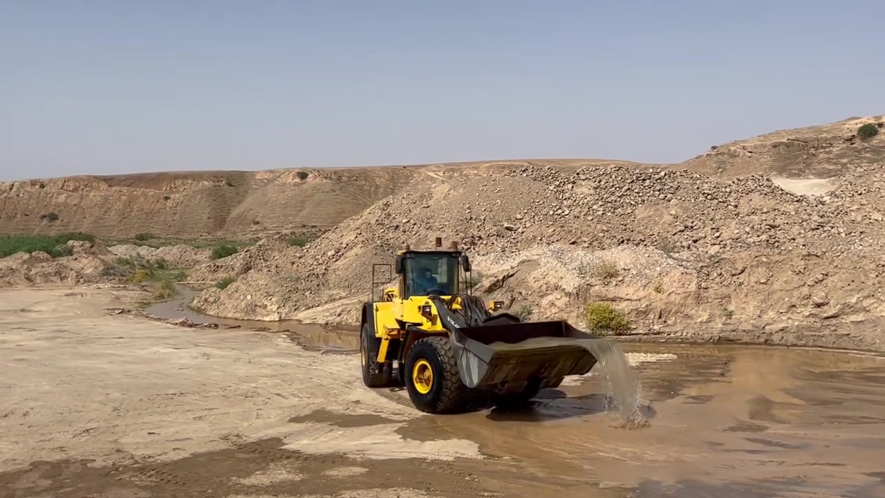 فولفو ٢٠٠٥ • مكينة جديدة • بدون صبغ