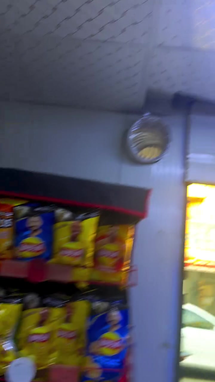سلام عليكم   للبيع سندويش جديد محل كامل مكاني كراده ***********
