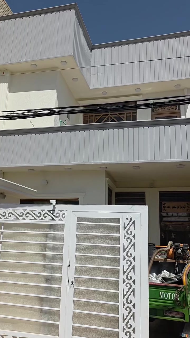 بيت للبيع ١١٤ متر طابقين مستعجل ١٤٠  وبي مجال المعملجي خلف مدرسة العميد ثالث بيت عن شارع البزل المدفون 
طابوا سند ٢٥ مباشر مع صاحب الأرض 
للاستفسار 
*********** 
***********
