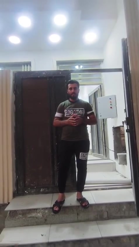 سلام عليكم 50م البيع مفتاح بناء حديث زراعي سند 25 بمنطقه الدوانم قرب شرطه الخامسه السعر 40الاستفسار تصال او واتساب ***********
