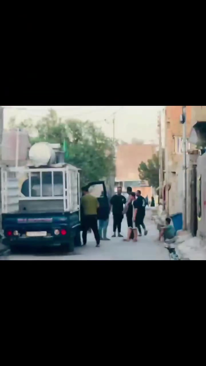 يا الله للبيع بيت مساحه 170م بيت جاهز من كلشي ديوانيه  غرفتين نوم وطباخ وصاله مكانه بلبستان مقابيل حسينيه زينب الكبرئ للاستفسار ***********
***********
