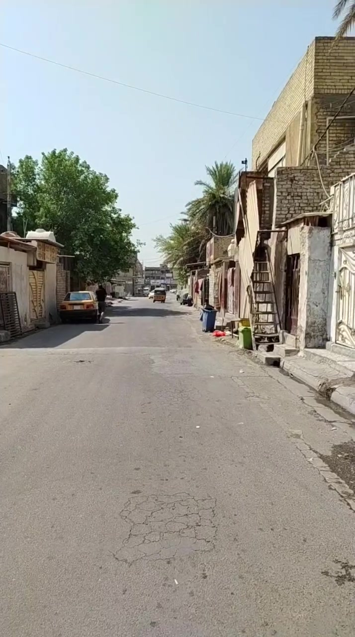 نصف قطعه للبيع
طابقين ونص.
أربع غرف واستقبال
للتواصل ***********
