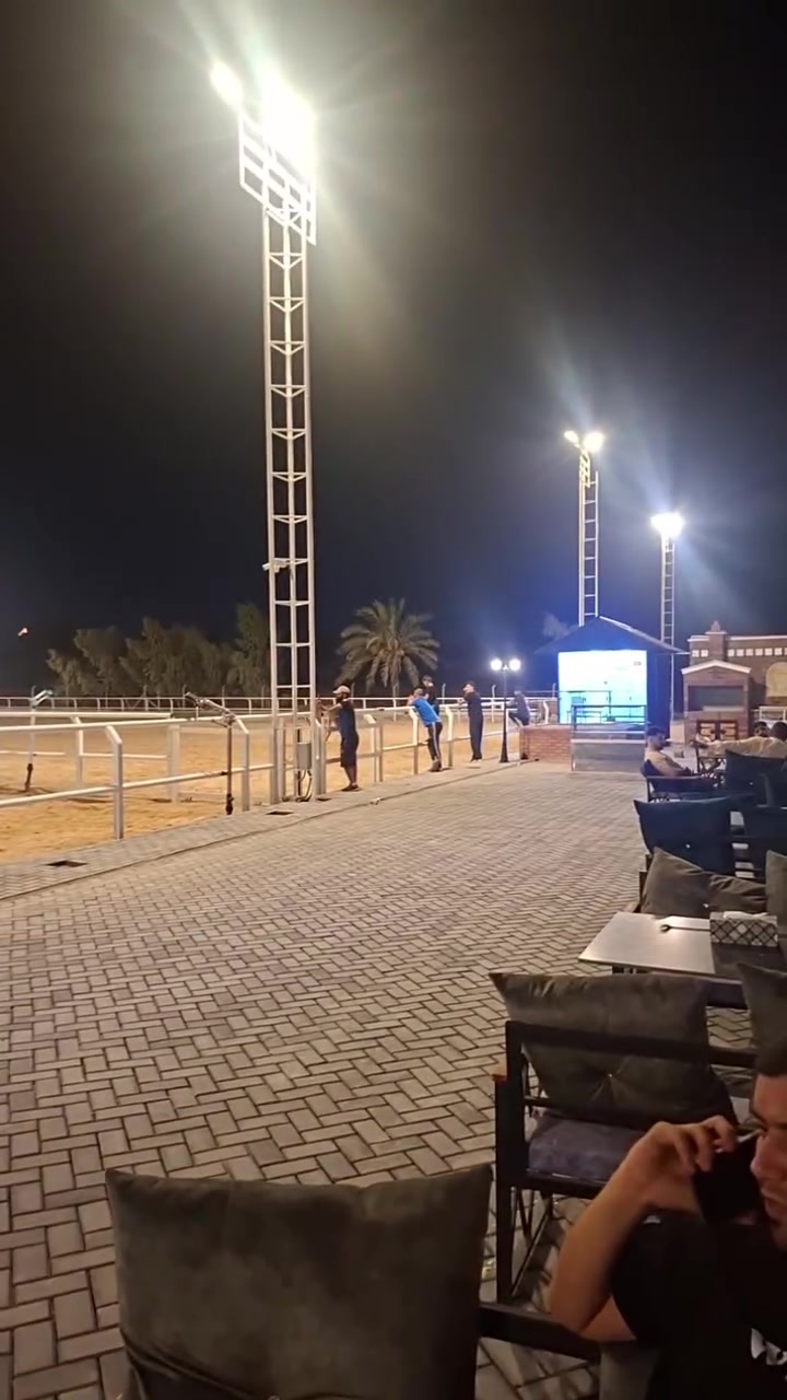 من رخصة الادمن المحترم.... 
السلام عليكم مربط ونادي النبلاء للفروسية مفتوح لاستقبال جميع العوائل والاصدقاء لتعليم قيادة الخيول موجود كوفي ومطاعم واسواق ونادي للتنس منتجع متكامل جدا من كافة النواحي سريع الغزالية قرب المجمع السويسري ...
🐎🐎🐎🐎🎠🎠🛝🎡.....كل المأكولات موجودة سمك شوي ومشويات كافة وجميع الأكلات السريعة وعصائر ونراكيل بانسبه الاسعار للاستفسار الاتصال /   *********** 
امجد الركابي @
