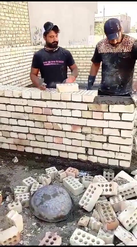 السلام عليكم خلفه بناء على الدبل وقطعي تسلم هيكل كرسته وعمل أو بس عمل ترميم مفتاح عملي بغداد اي استفسار بلخدمه ***********
