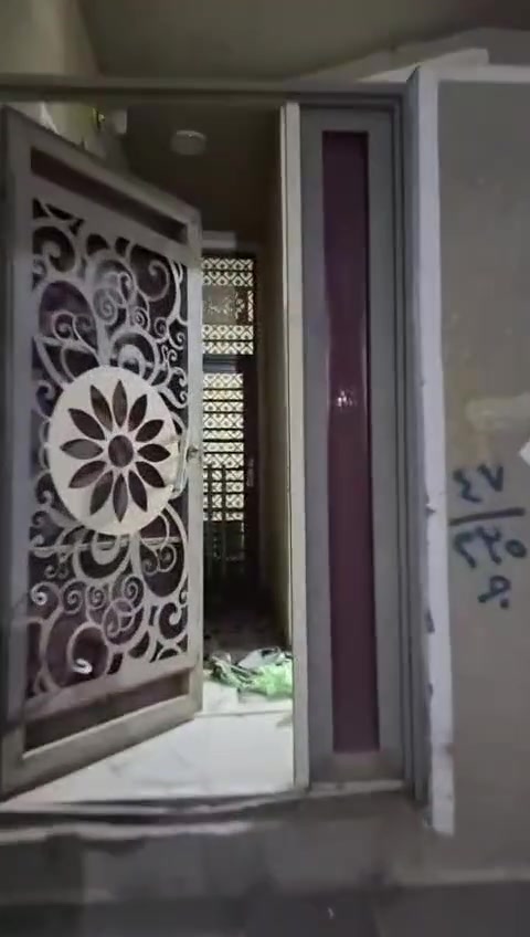 حي الكرار • ٥٠م • طابق ونص