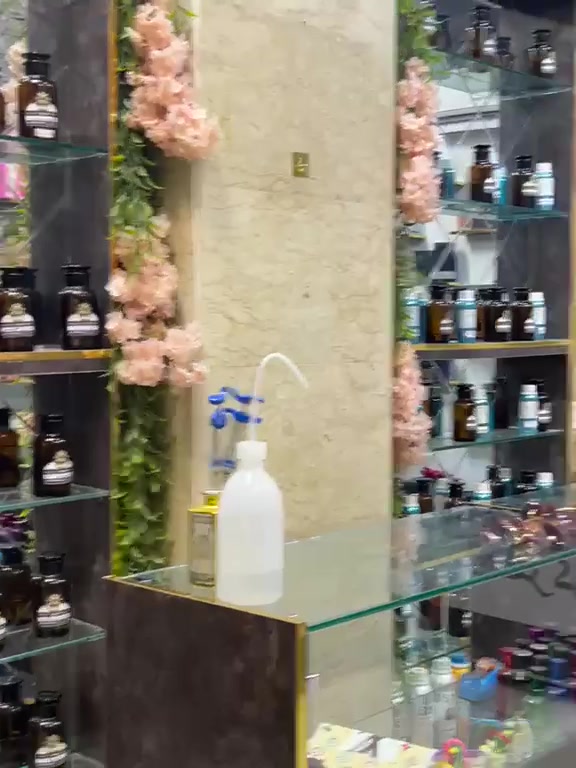 السلام عليكم !!!

محل للبيع  !! محل للبيع

عطور مركزة + عطور جاهزة + كوزمتك
محل متكامل للبيع الموقع تجاري 
الاستثمار قرب صيدليه علي سعد صبري
***********
