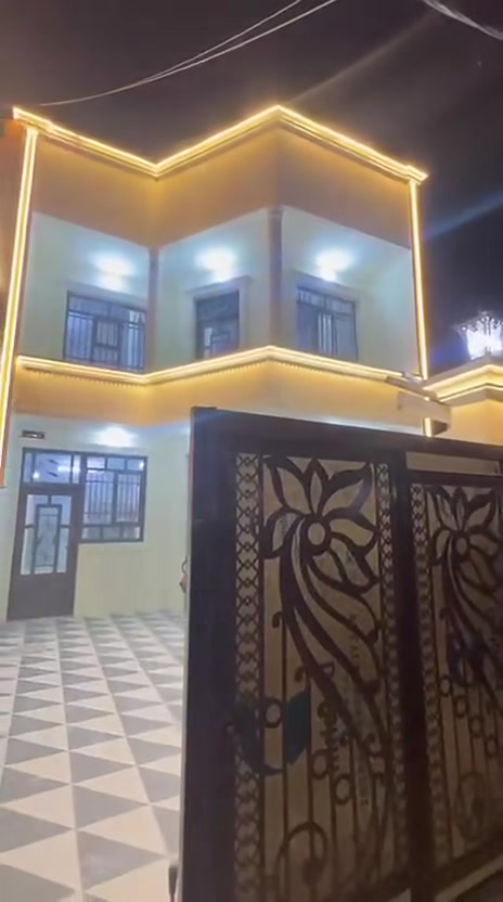 مشتمل للبيع في حي الافراز مساحة ١٢٥متر ركن 
٣غرف نوم بناء حديث 
فارغ وجاهز للسكن 
سند اصولية 
السعر ٨٧ مليون للإستفسار ***********
