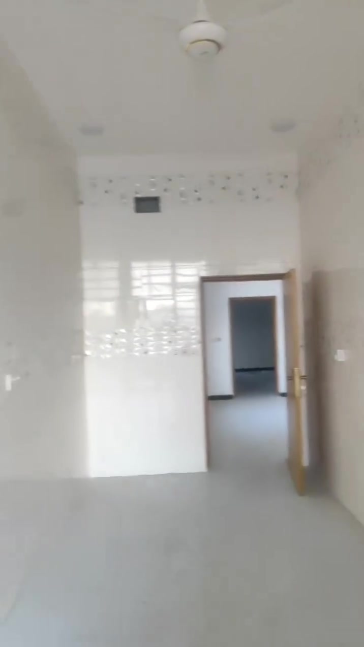 عندي مشملات عدد 2مساحه 122زيرو جديد طابق ثاني طابق ثالث الميكانيك ***********

