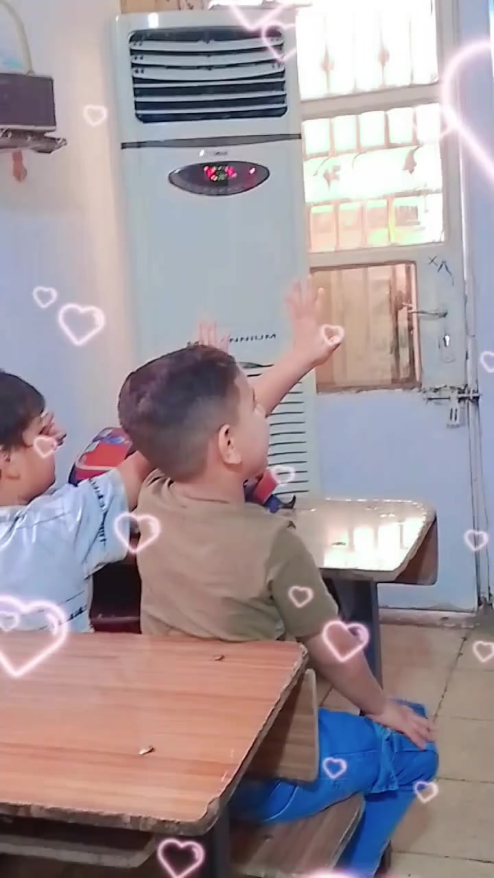 روضة جنات الغدير الأهلية
تعلن عن فتح باب التسجيل للعام الدراسي 2026 ✨
روضة مجازة رسميًا من وزارة التربية 🇮🇶
🔹 منهاج حديث ومتطور
🔹 تأسيس قوي للتمهيدي (قراءة – حساب)
🔹 صفوف مكيفة ونقل خاص 🚌
🔹 أنشطة وسفرات وحفلات مميزة 🎉
📍 بغداد – حي النصر الأولى
📞 ***********
⏰ من 7 صباحًا إلى 7 مساءً
✨ طفلك بأيدٍ أمينة… ومستقبلُه يبدأ من هنا ✨
