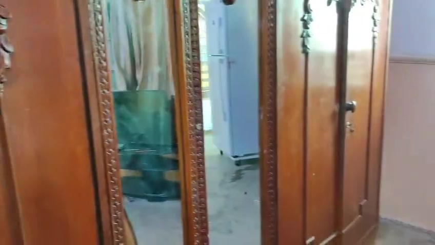 قنصور للبيع شغل ثكيل والسعر جدااا مناسب 150وبي مجال للتواصل الاتصال على الرقم ***********
