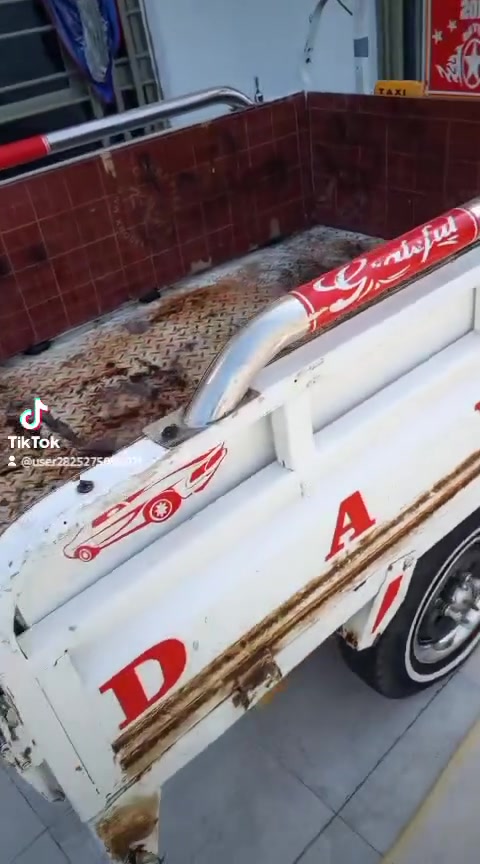 سلام عليكم من رخصه صاحب الكروب ستوته للبيع موديل 2014 رقم نكليزي ستوته نضافه فول مكينه مفتوحه كامله ستوته برغي ماعوزه تواير كارتون سعر تعال واتساب وبيك خير وتدلل عنوان ناصريه قضاء الفهود رقم صاحب ستوته *********** فقط واتساب
