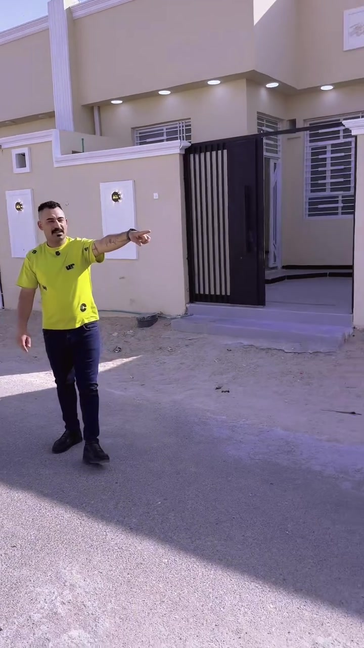 مكتب عقارات 🏡 الكوثر
حي بغداد ع شارع العام قبل فلكه الاخيره 100 متر موقع المكتب 
باداره حجي حسين 

***********
