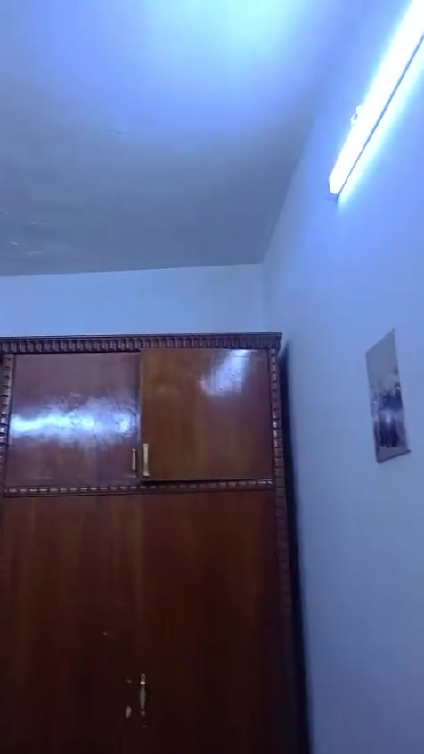 أخون السلام عليكم بيت المساحة ٥*١٧ ٨٥متر 
شارع عشرين شارع السادة 
*********** رقم صاحب البيت
