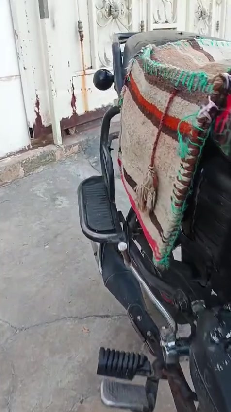 سلام عليكم ورحمة الله وبركاتة اليوم عدنة دراجة دايوان مديل 21 دراجة نضيفة مكاني ديالى بعقوبة بهرز الاستفسار على هاذا الرقم مكلف بنشر ***********
