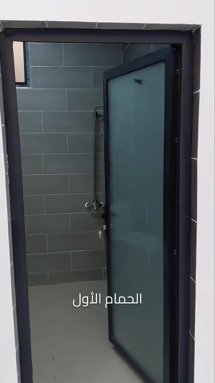 🏠 شقة واسعة ومميزة في مجمع درة السيدية – بغداد

📍 الموقع:
السيدية – مجمع درة السيدية
 قرب نادي السيدية المغلق للألعاب الرياضية

📐 مساحة الشقة: 145 م²

✨ مواصفات الشقة:
• 🛏️ 3 غرف نوم
• 🛋️ صالة واسعة
• 🍳 مطبخ
• 🚿 2 صحيات
• 🌿 بالكونة
• ⚡ خدمات متوفرة
• 🏡 شقة واسعة ومريحة ومناسبة للسكن العائلي

⭐ موقع مميز ومساحة مناسبة لعائلة تبحث عن الراحة والسكن الهادئ.

📞 للاستفسار والتواصل:
***********
