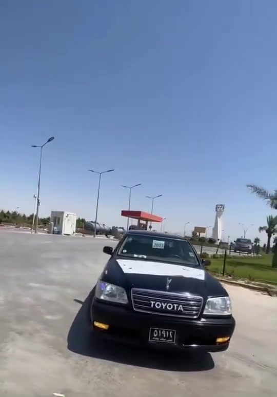 سڵاوی خواتان لێبێت مەلیکە مووس ٢٠٠٣بێ بۆیاخ بەس شوێن مووس بۆیاخە ٤ دوگمەی فول فول بەس سڵاید نییەسەلاجە پەردە مەرکەزی سوکان  کارەبا  کوشن کارەبا شاشەیە تەعدیل سوڕعە کۆد و بارکۆدی هەیە  چوار تایە و ویلی ماجێستای سفری لە ژێرە  پشت و پێش کریستاڵ دەعامی دواوە بۆ پێشێ بەشەرت کامل مەسرەف کراوە تەبریت سارد و گەرم مەزبووت سعر ٤٧ کەمێ مەجال  ژ.م  ***********
