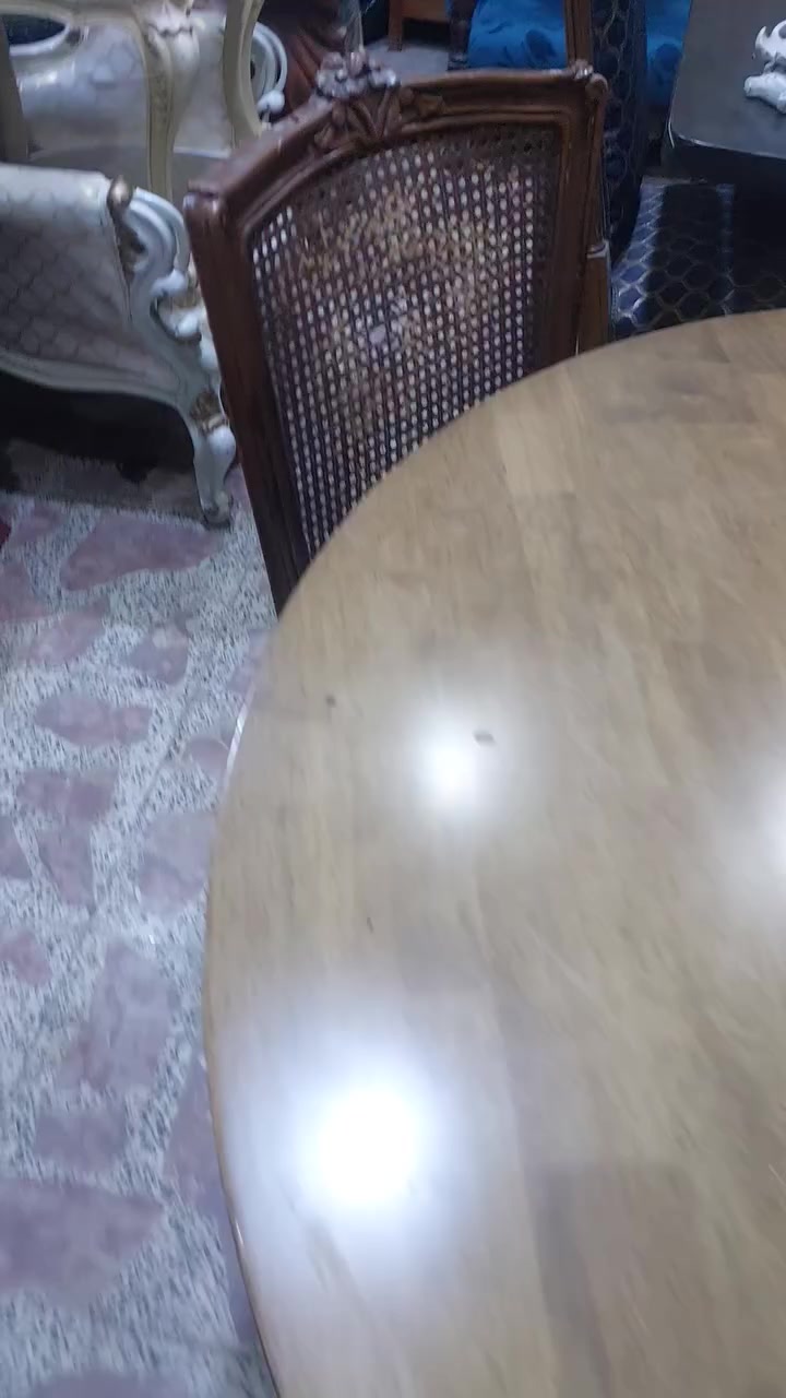 طقم سفرة • ماكو تفاصيل