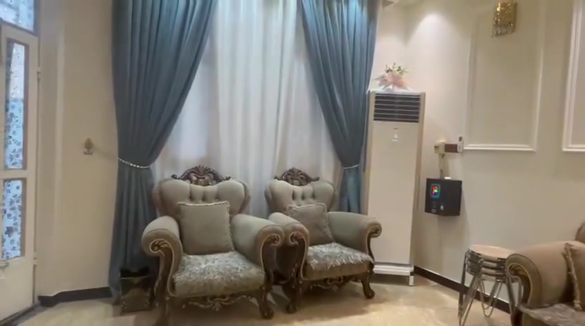 السلام عليكم. هاذا كدامكم تخم رسمي تركي. نضيف مابي اي ضررر.  للبيع السعر 750. وبي مجال.
***********
السلام عليكم. هاذا كدامكم تخم رسمي تركي. نضيف مابي اي ضررر.  للبيع السعر 750. وبي مجال.  ١٠ مقاعد
