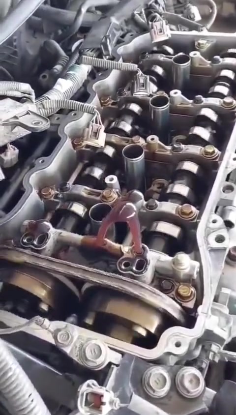 العرض الحصري من ورشة أبو إسحاق المكصوصي للسيارات 🔧🚗
​مستمرين وياكم بالعروض القوية والصيانة الشاملة لأصحاب السيارات في بغداد! 🔥
​1️⃣ عرض تجفيت (عن تنقيص وتبيخير) مع شرط الضمان والأصلي:
​السعر: 350 ألف دينار (يشمل كرستة العمل).
​التفاصيل:
​بوش + بستم (يطغ).
​صيانة كور كاملة.
​غسل الحوض + غسل داخل المكينه.
​جبن + سلكون + أجور العمل بالكامل.
​2️⃣ عرض التجفيت العام (مكينة ترجع جديدة "زيرو") مع ضمان أكيد:
​السعر: 650 ألف دينار.
​التفاصيل:
​بوش + بستم + كرنك.
​صيانة كور.
​تخم جبن كامل.
​غسل المكينة والحوض لتطلع كالجديدة تماماً.
​📍 العنوان: بغداد - البلديات
📞 للحجز والاستفسار (واتساب): [***********

