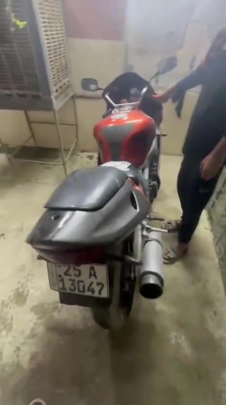 سلام وعليكم بطح هوندا 919 رقم كركوك.  وسنويا شرط تحويل دراجه مفتوحه سعرها 20 ورقه وبيها مجال حك جيتك رقم صاحب الدراجه اخوان خاص ماوفق ***********

