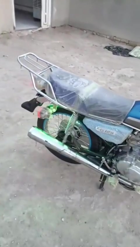 نامه شلامجه كامله للبيع كلك كلك

ماعوزها شي بس عينه ولايت مايكلفن حتمال25 

قبل فترا عمرت بيها غراض مرتبه

مابيها كل نقص 

السعر 475وبيها مجال 

‏‪***********

اتصال  او واتساب
