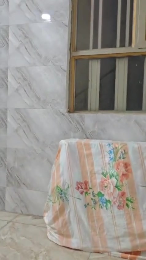 *********** بيت ٨٠ للبيع في الشعب خلف جامع الشروفي طابو صرف
