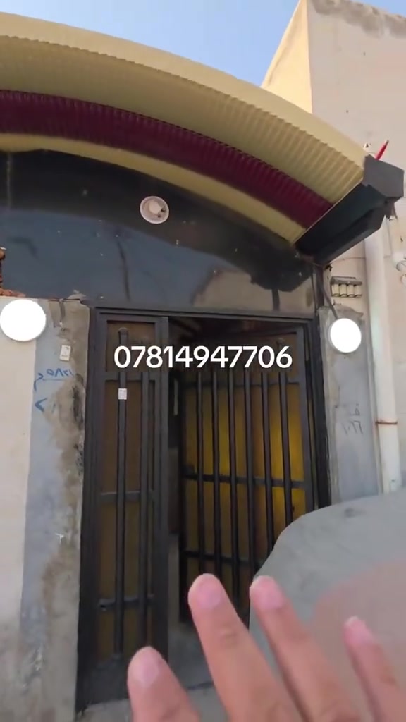 يا الله، اللهم صل على محمد وآل محمد دارين، معروضات للبيع.
مساحة كل دار 120 م مربع. الموقع النجف الأشرف إلى أكثر من مدخل. مدخل الأول على جهة الشيخ، علقة مشبلي. مدخل ثاني فرع أسواق ريحانة عرض الشارع 9 أمتار محتوى كل دارغرفتين٢نوم صالة تحتوي على مناور 2 نجمع صحيات داخلي. مجمع صحيات خارجي مطبخ، استقبال الدار الثاني نفس التصميم موقع الدار النجف، الأشرف، شارع المطار.
السعر.
50 مليون بي مجال للتذكير الدارين سعرهن 50 مليون للاستفسار، أكثر اتصال على رقم التالي واتساب. ونستقبل كافة الإعلانات.***********

