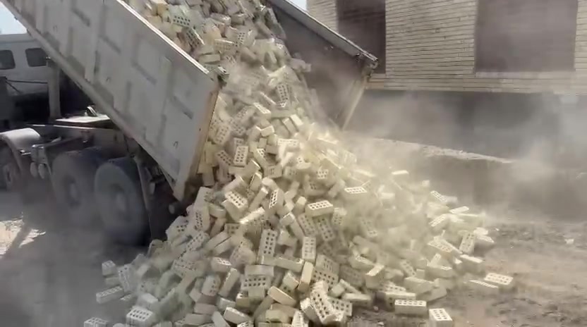 #كوادر ابو امير لتجهيز لطابوق الجمهوري 
تجهيز اجود انواع طابوق الفني
خالي من الاملاح وزياده بالحمل ٤٠٠ توصيل جميع المحافظات
ملاحظه ⚠️لاسعار ليس مخفيه ولاكن حسب.المكان🎀✍️ للحجز والاستفسار يرجى الاتصال 📞

***********✅✅✅✅✅***********
     يوجد واتساب 
#نحن_الافضل_لاننا_المصدر
#دعم_المنتج_الوطني
