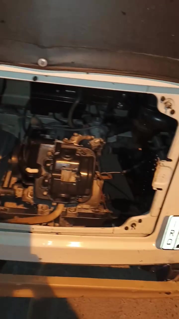 سلام عليكم تكتك TVS للبيع موديل 20 سنويه بسمي مداور ثاني يوم سنويه جديده مكينه مكفوله كهربائياتها كلها شغاله منضومه بريك وفلنجات وصلايب كلها جديده تايراتها جديده بس واحد تعبان سعرها 5 ونص بيها مجال مكاني محموديه قريب شارع الحمداني‏‪7810809891‬‏0
