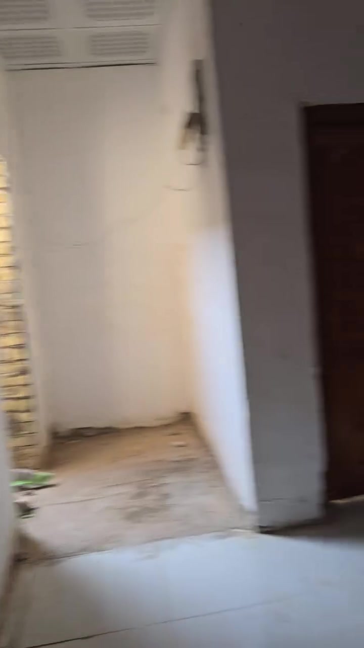 بيت للايجار • بل 36 قاطين