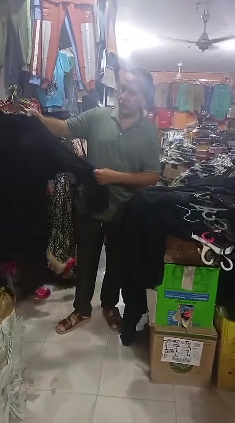 السلام عليكم 
توفرت ملابس اسود لمحرم لكافه الأعمار
الرقم ***********
العنوان _ بابل _ سده الهندية _ حي البكر _ قرب مدرسه عصر الذهبي للبنات
