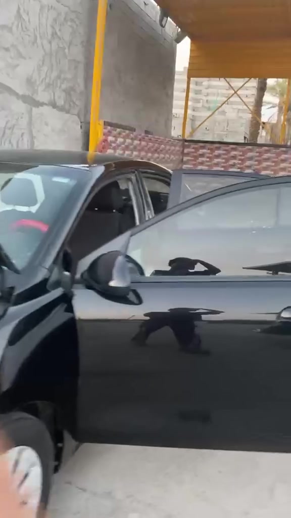 سلام عليكم السياره للبيع موديل2019 حادثة غرق بس ما واصل للدواسة وارد امريكي السعر(١١٤) وبيهة مجال البصرة قضاء المدينة تواصل على رقم***********
