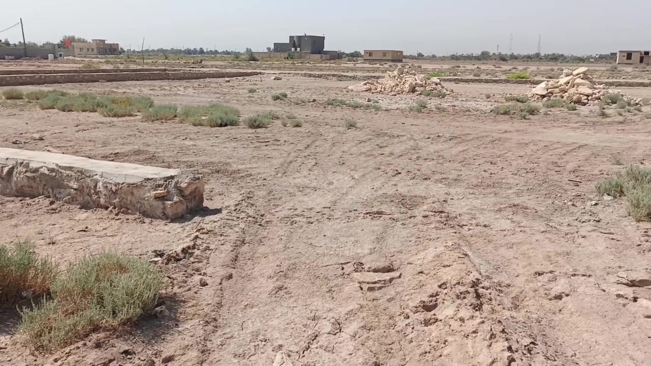 بسم الله الرحمن الرحيم
قطعة ارض للبيع طابو 25 زراعي 
نزلة الشنابره بين جامعة ساوه وجامعة الصادق ع 
القطعه خلف بيت النائب الأسبق سلام معيوف
المساحه الكلية 1300م مساحة البيع 1000م 
مسيجه بالحجر ..متوفر ماء وكهرباء .. مدخلها شارع 8 م 
التواصل اتصال أو واتساب ***********
