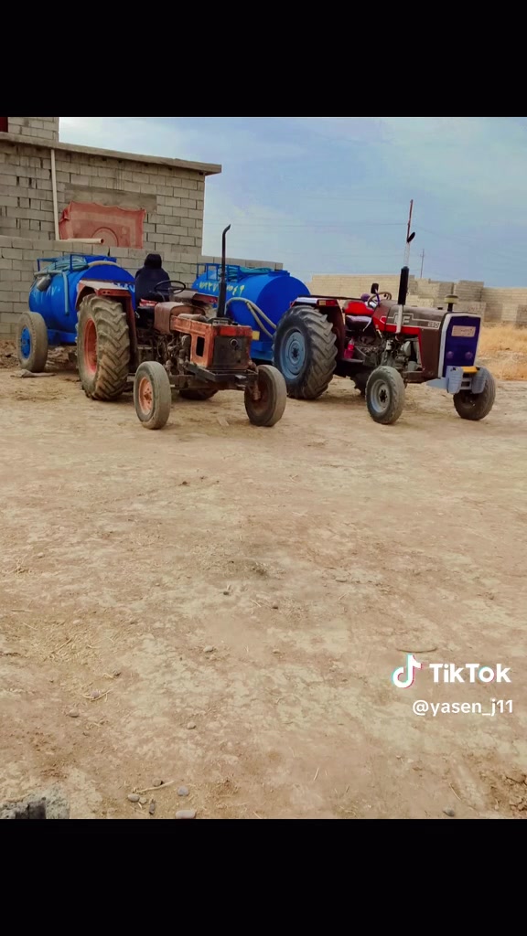 من رخصة صاحب الكروب يوجد مقطوره ماء للعمل مع خباطه و رش اصطح و ترس تانكيات التواصل على الرقم ( ***********)او واتساب ‏(‪***********‬‏) ملاحضه مو للبيع للعمل
