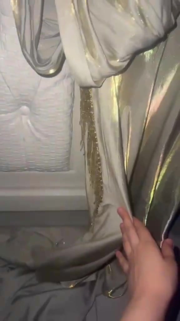 ب٢٥ جديد ملبوس ساعه قياس مديم
