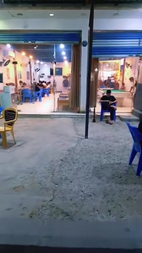 السلام عليكم
كوفي لبيع بسديناويه نهايه السايدين بقيه تفاصيل خاص 
***********
