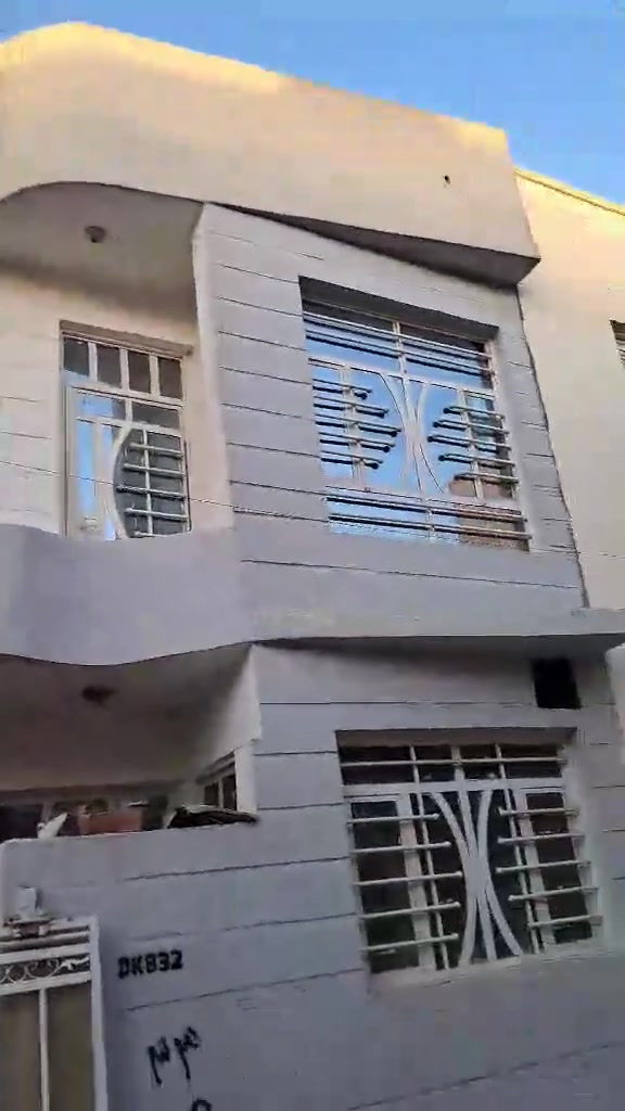 للايجار ٥٠ متر طابقين بناء حديث شارع النسائم ***********
