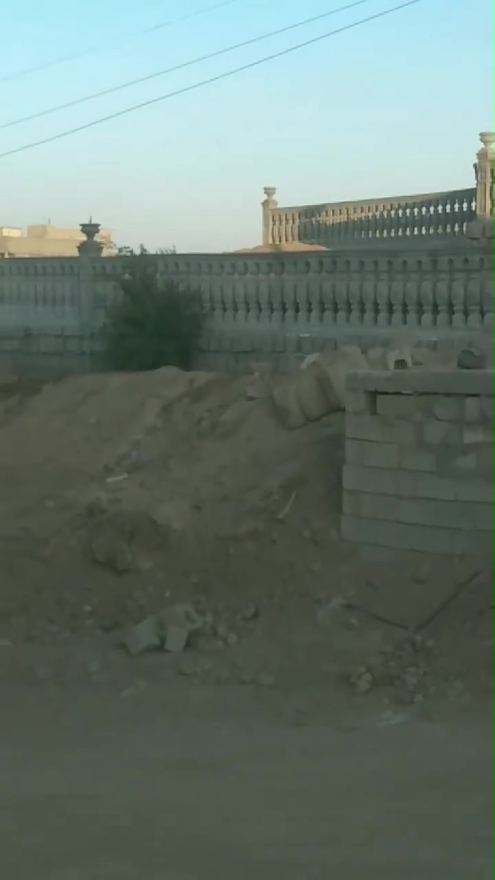 قال الله تعالى ﴿وَقُلِ اعمَلوا فَسَيَرَى اللَّهُ عَمَلَكُم وَرَسولُهُ وَالمُؤمِنونَ....
﴾ [التوبة: ١٠٥] بعد التوكل على الله متوفر  قالب سياج  حدائق سعرالمتر8 هاذة جزء من شغلي اتمنا ينال اعجابكم  وحياكم الله للأستفسار الأتصال.***********
..
