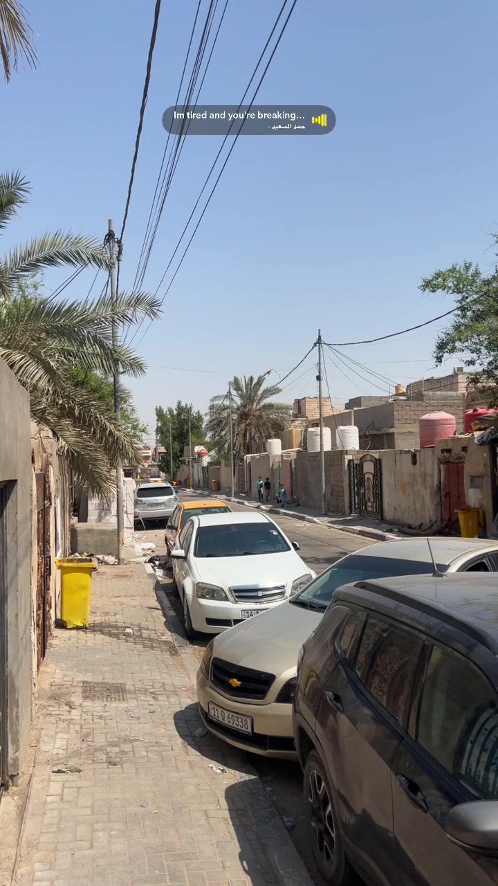 السلام عليكم طبعاً من رخصت الادمن كابرس 2008 lt للبيع  او للمراوس بوانيت 2004 2006 تك باب 
حجم المكينه 6.0 وطبعاً محاجه نحجي علي
حال مكينه طيبه
الكير اموره طيبه
غرفة السياره بيه ملاحضات بسيطه
بدي سياره بي قطع صبغ تجي وتشوف فحوصات بعينك
العنوان البصره القبله حي القائم
***********
السعر 70وبي مجال بسيط

نص مكتوب في الصور:
- MOTUL BASRAH Basrah, Iraq